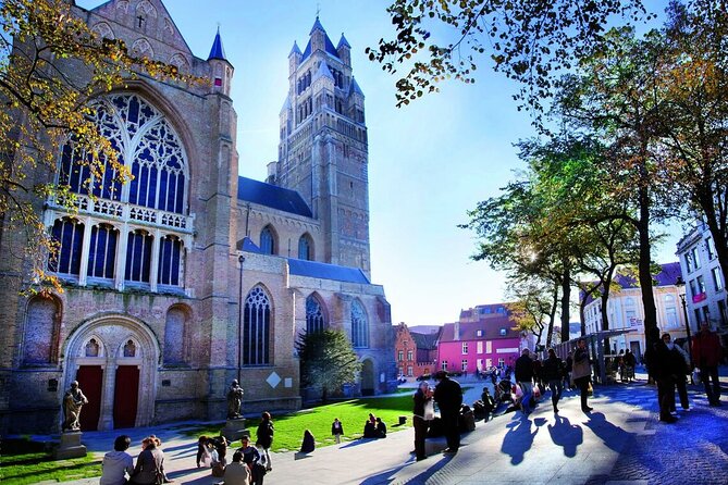 Private Bruges Guided Tour: Discover City's Rich Trade History - Jan Van Eyckplein: Art and Diplomacy