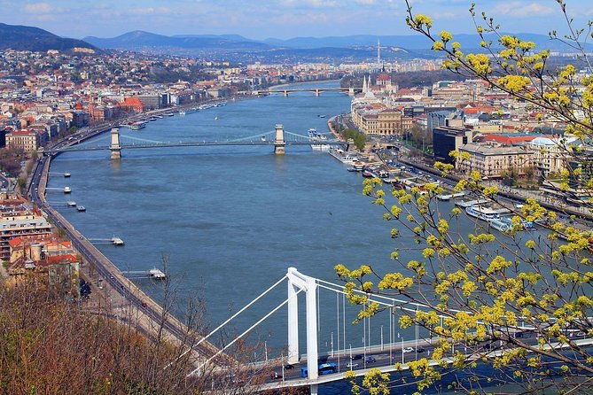 Private Budapest City Tour by Car - Iconic Budapest Architecture and Entertainment Venues