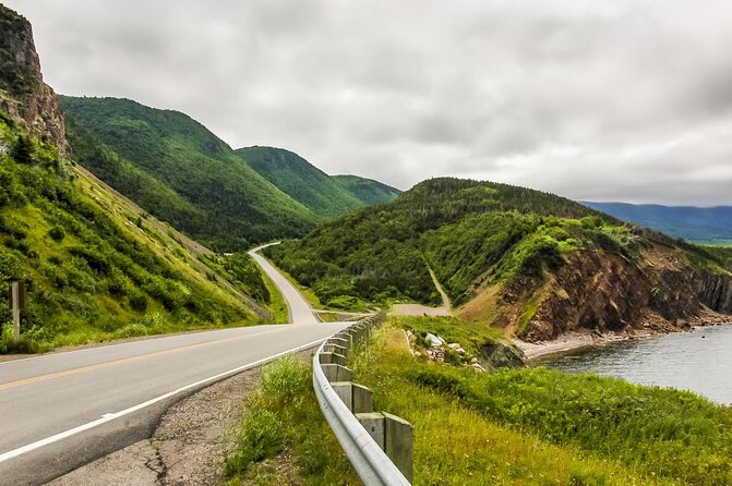 Private Cabot Trail Discovery Tour - Discover the Beauty of Cape Breton with a Private Cabot Trail Tour
