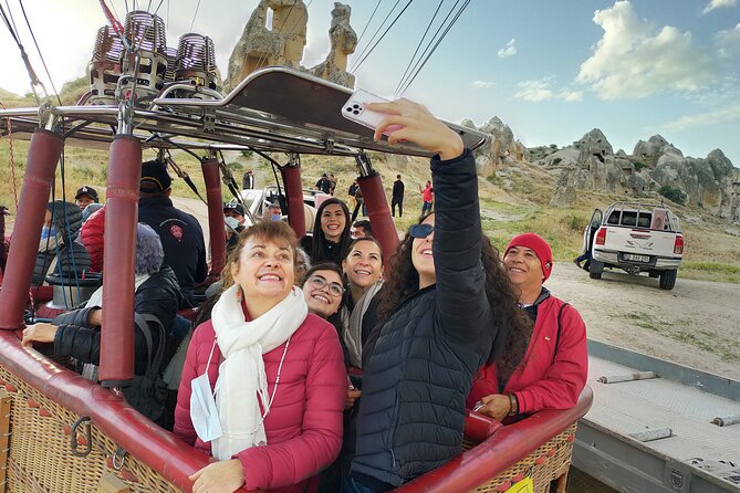Private Cappadocia Tour (English speaking guide, luxury vehicle) - Key Points