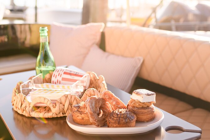 Private Captained Luxury Electric Boat Charter in Savannah - The Role of the Captain and Personalization