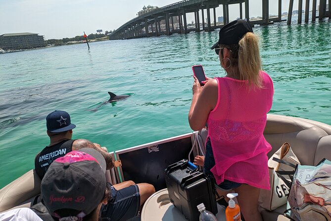 Private Captained Pontoon to Crab Island in Destin 3,4,5, or 6 Hr - Safety and Cancellation Policies