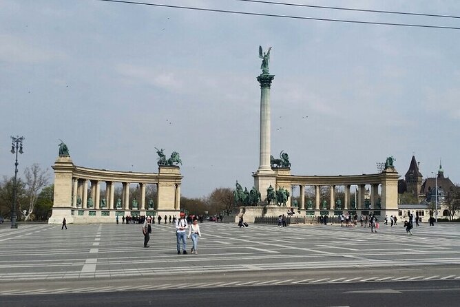 Private car or minivan transfer from Budapest to Prague or back - Essential Details for a Smooth Experience