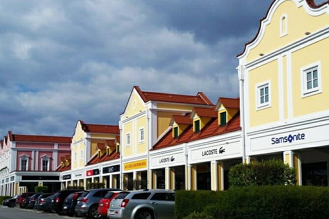 Private car or minivan transfer from Budapest to Vienna or back. - Why Choose a Private Transfer from Budapest to Vienna