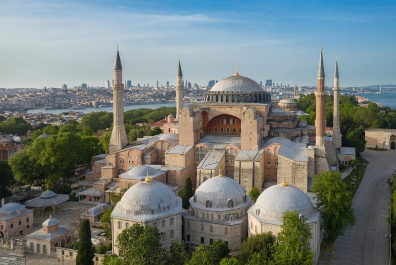 Private Car Tour of Istanbul Old City and Top 7 Attractions - The 7-Hour Tour: Extending to Galata Tower and the District of Beyoğlu