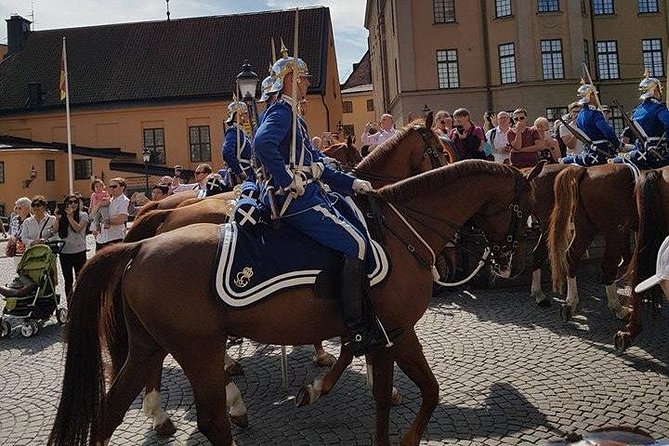 Private Car Tour of Stockholm with a Live guide, including the Vasa museum. - Key Points