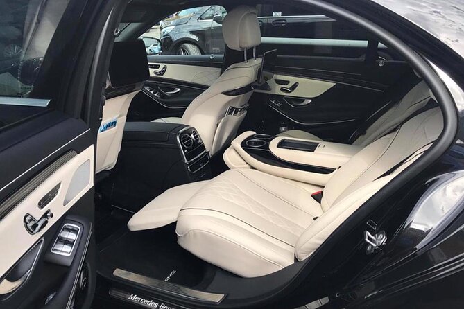 Private Car Transfer from Heathrow Airport to Southampton City - Additional Costs and Waiting Policies