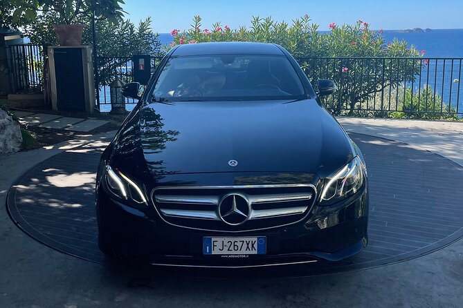 Private Car Transfer from Sorrento to Positano - The Vehicle and Comfort Features