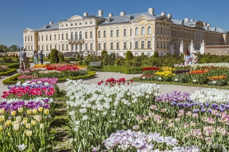 Private Castle tour from Riga:Rundale, Bauska+Hill of Cross - From Riga to the Opulent Rundale Palace