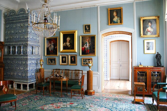 Private Castle tour from Riga:Rundale, Bauska+Hill of Crosses(LT) - Practical Details: Transport and Comfort