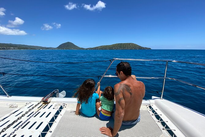 Private Catamaran Cruise and Snorkeling Tour in Honolulu - Crew and Guides: Friendly and Knowledgeable