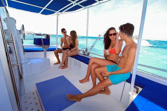 Private Catamaran from Cancun to Isla Mujeres | For up to 25 ppl - Snorkeling at Museo Subacuatico de Arte and Manchones Reef