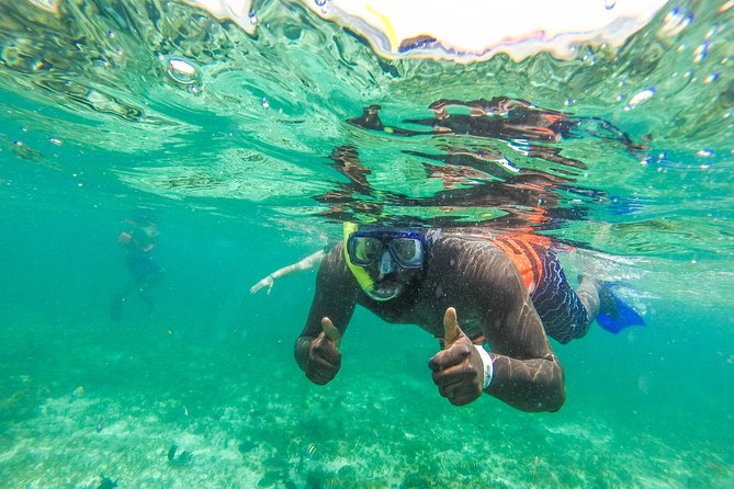 Private Catamaran Tour to Isla Mujeres with Snorkeling from Cancun - Practical Logistics and Meeting Point Details