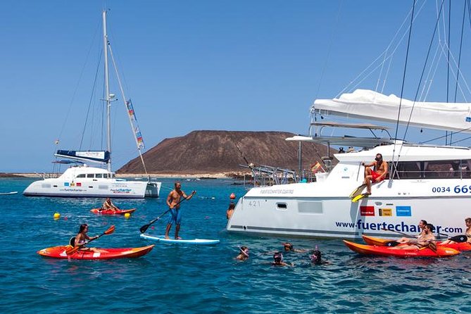 Private Catamaran trips to Lobos Island in Lagoon 400 - Key Points