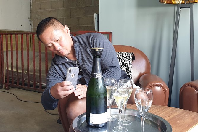 Private Champagne big wineries tour - The Role of the Guide: Knowledge and Storytelling