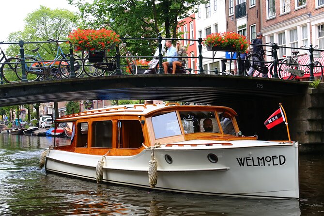 Private Champagne Canal Cruise in Amsterdam - Flexible Departure Times and Meeting Logistics