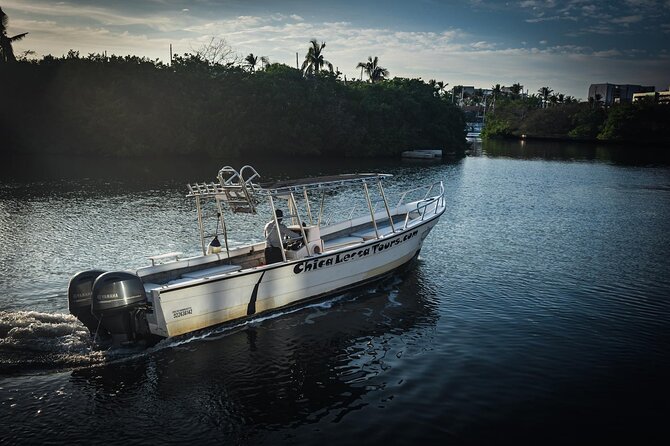 Private Charter: Chica Super Panga 30' - Exceptional Reviews Highlight Service and Experience