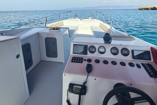 Private Charter to Blue lagoon -Amore Mio - The Private Yacht Amore Mio: A Modern, Comfortable Vessel