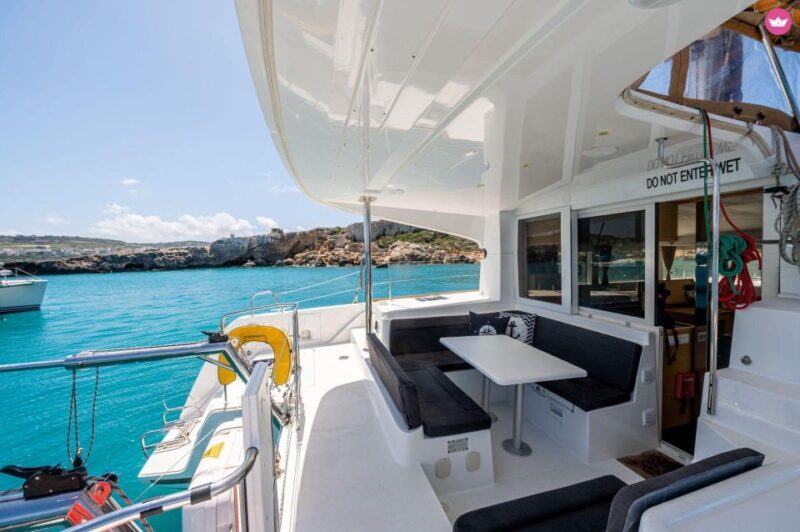 Private Charter to Comino & Surroundings - Food and Beverage Options on Board