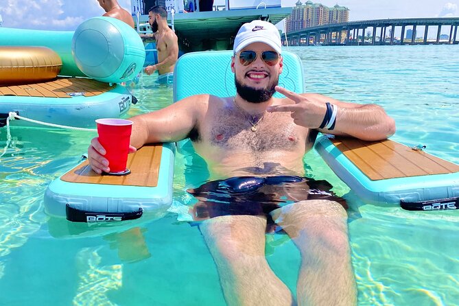 Private Chartered Pontoon Boat-Up to 16 Guests with Restroom - The Private Pontoon Experience in Destin: What’s Included