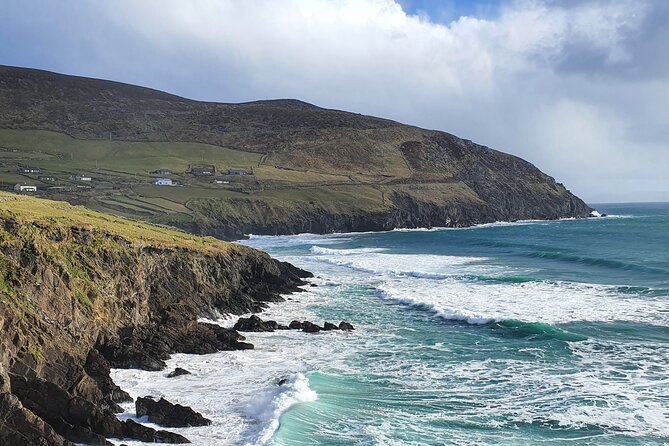 Private Chauffeur Service From Galway City to Dublin Airport - Why Choose a Private Chauffeur over Public Transport