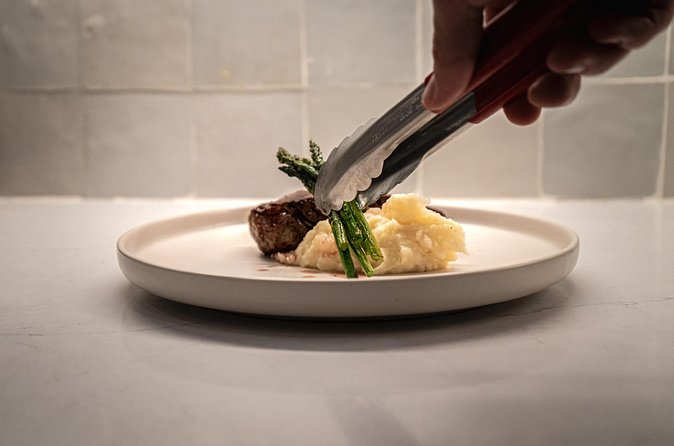 Private Chef Dining Experience - The Cost and How It Compares to Traditional Fine Dining