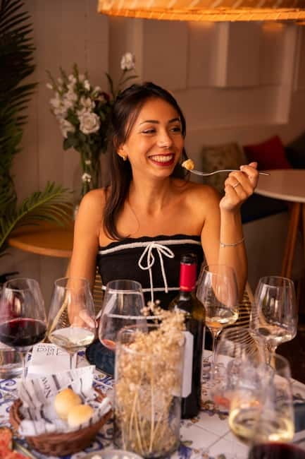 Private Chianti Horseback Riding Wine Tasting + Lunch - Tasting Three Premium Chianti Wines with Expert Commentary