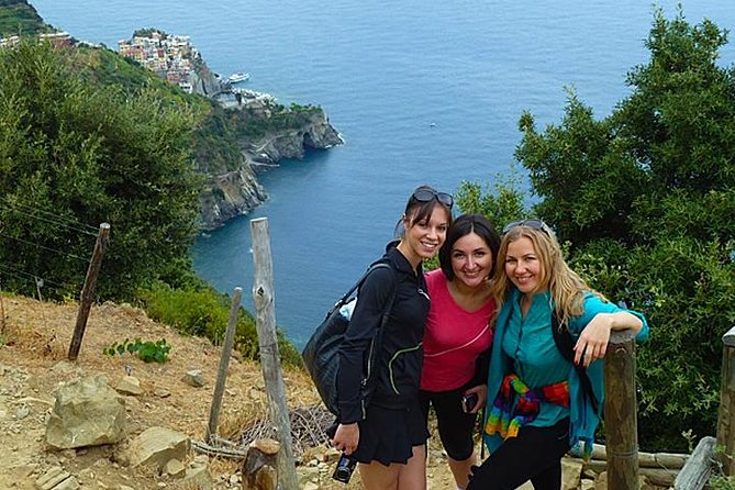 Private Cinque Terre Trek & Tour - Starting Point in Riomaggiore at the Piazza Rio Finale