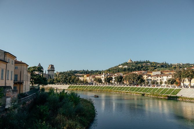 Private City Kickstart Tour: Verona - Insider Tips for Dining, Shopping, and Sightseeing