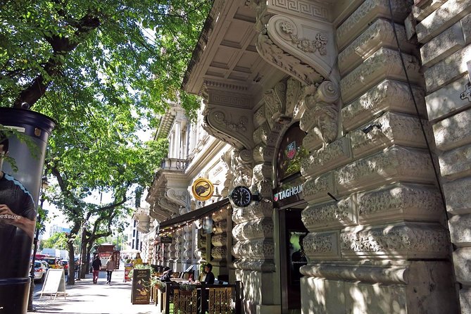 Private City Tour in Budapest 6 hours - Insightful Commentary and Flexibility