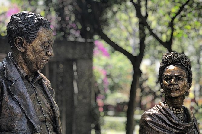 Private City Tour in Frida Kahlo, Coyoacan, and Xochimilco - Practical Tips and Considerations