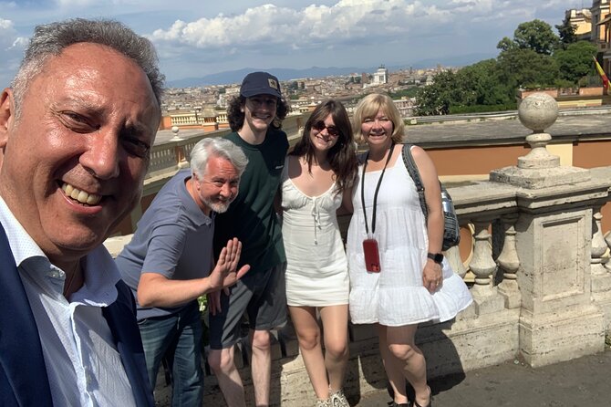 Private city tour in Rome with driver-guide - From the Vittoriano to the Roman Forums