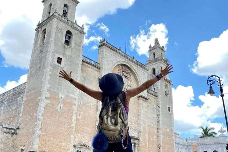 Private City tour Merida History & Local Antojitos Tasting - Sampling Local Beers and Distilled Drinks