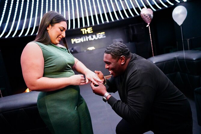 Private City Tour & Photoshoot with a Local in Zurich - Hot Chocolate Break at a Local Café