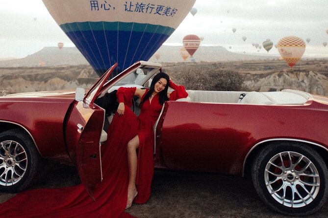 Private Classic Car Sunrise Balloon Chasing Experience - The Role of the Guide and Photography Support