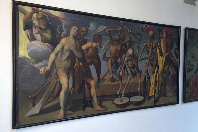 Private Classic Lucerne City Walk - Inside Ritter Palace and the Jesuit Church