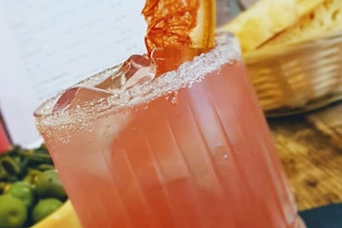 Private Cocktail Making Class in Manchester - Key Points
