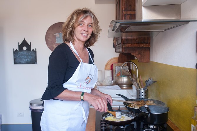 Private Cooking Class at a Cesarina's Home in Pisa - Key Points
