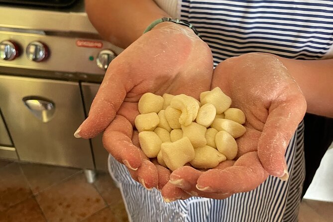 Private Cooking Class in Sorrento & garden visit. - Why This Cooking Class Stands Out