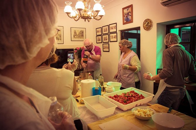 Private Cooking Class in Traditional Andalusian Housing - Traditional Andalusian Housing: The Cooking Venue