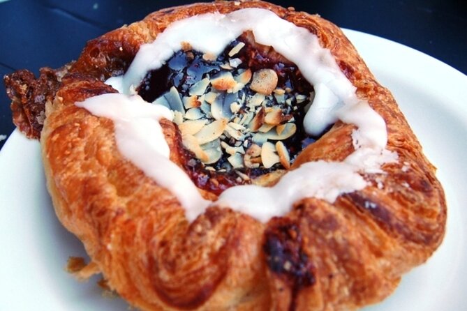 Private Copenhagen Street Food Tour With A Local Guide - The Botanical Garden: A Green Escape in the City