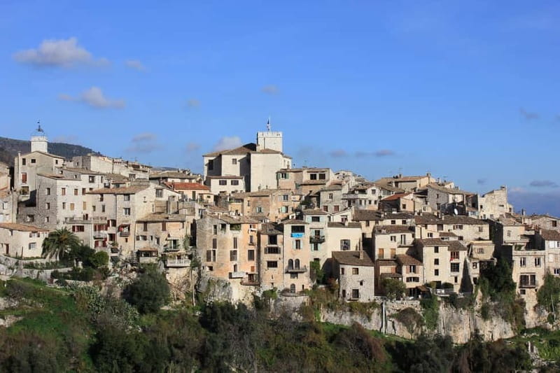 Private Côte d'Azur shore Excursions From Ville Franche - Discovering Antibes and its Yachting Scene