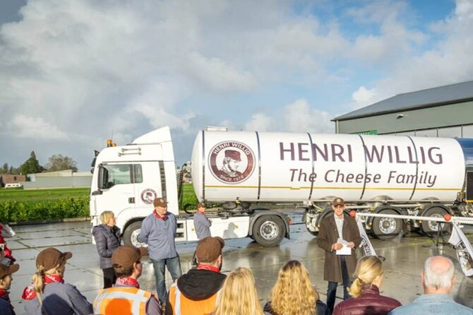 Private Countryside Tour From Amsterdam - Visiting Zaanse Schans: Windmills and Historic Houses