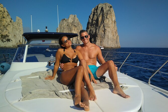 Private Cruise around Capri - yacht 40' - Discover the Ultimate Private Yacht Experience Around Capri
