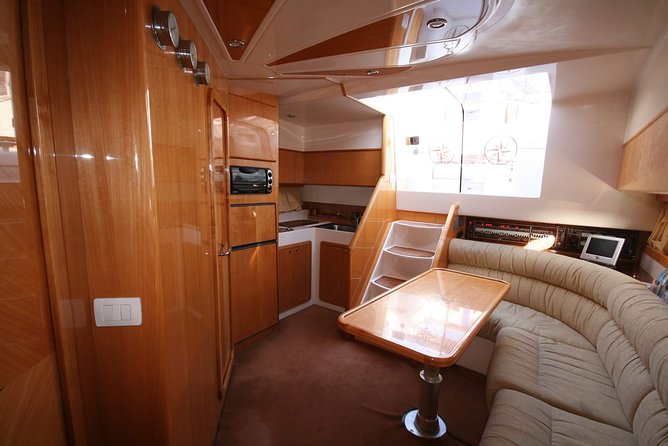 Private Cruise around Capri - yacht 40' - Extra Costs and Whats Included