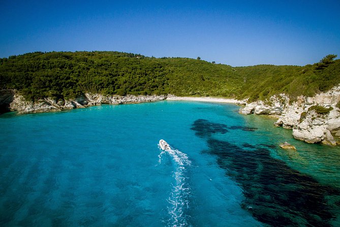 Private cruise from Corfu to Paxos/Antipaxos islands - Kaltsonísi and Moggonisi: Calm Coves for Swimming