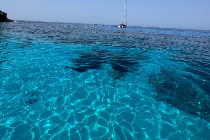 Private cruise from Corfu to Paxos/Antipaxos islands - Practical Details: Booking, Weather, and Group Size