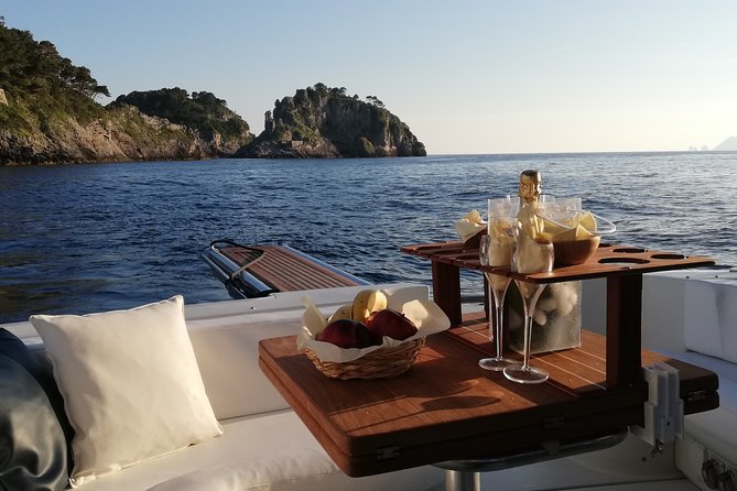 Private Cruise from Naples to Capri and Amalfi Coast - yacht 40' - Exclusive Private Yacht Tour from Naples to Capri and the Amalfi Coast