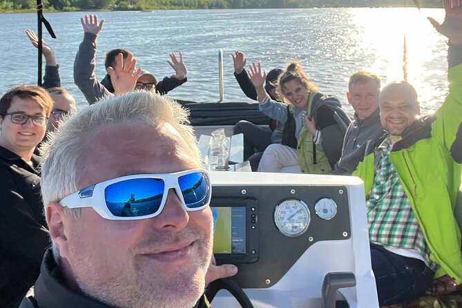 Private Cruise on Vistula in Warsaw for 9 with our Helmsman - Booking, Cancellation, and Accessibility