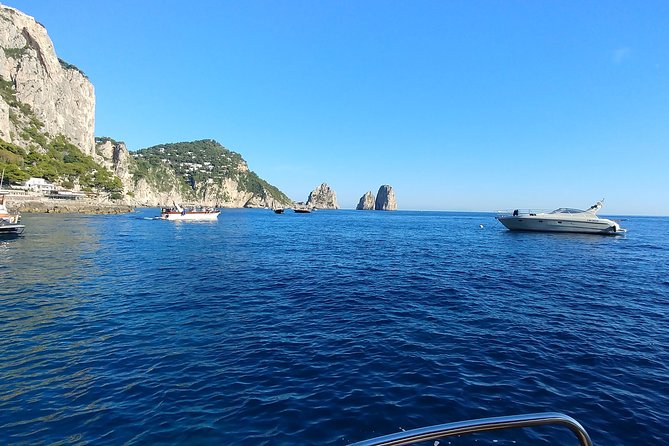 Private Cruise to Capri and Amalfi coast from Sorrento or Capri - yacht 40' - Customizable Stops and Flexible Timing